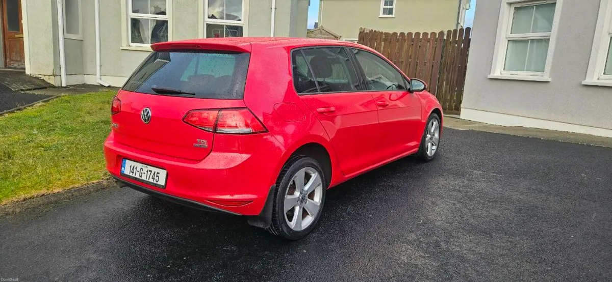 2014 Volkswagen Golf - Image 3