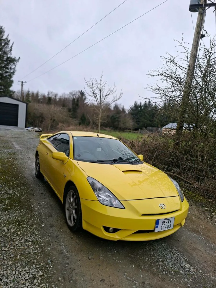 2005 Toyota Celica t sport - Image 2