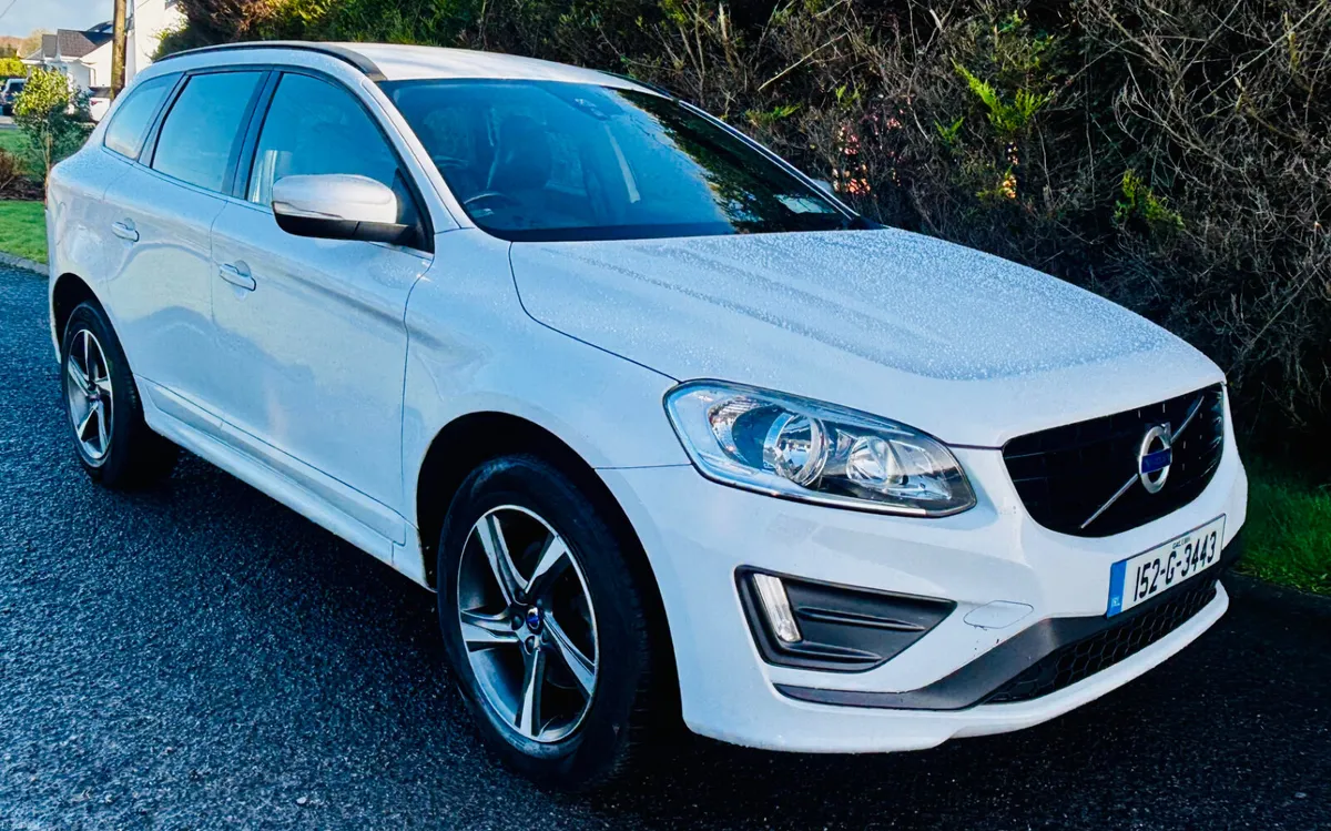 Volvo XC60 2015 R DESIGN IMMACULATE - Image 3