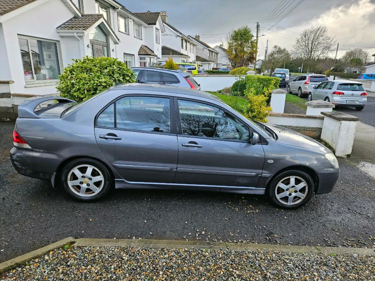 Mitsubishi Lancer 2005 - Image 1