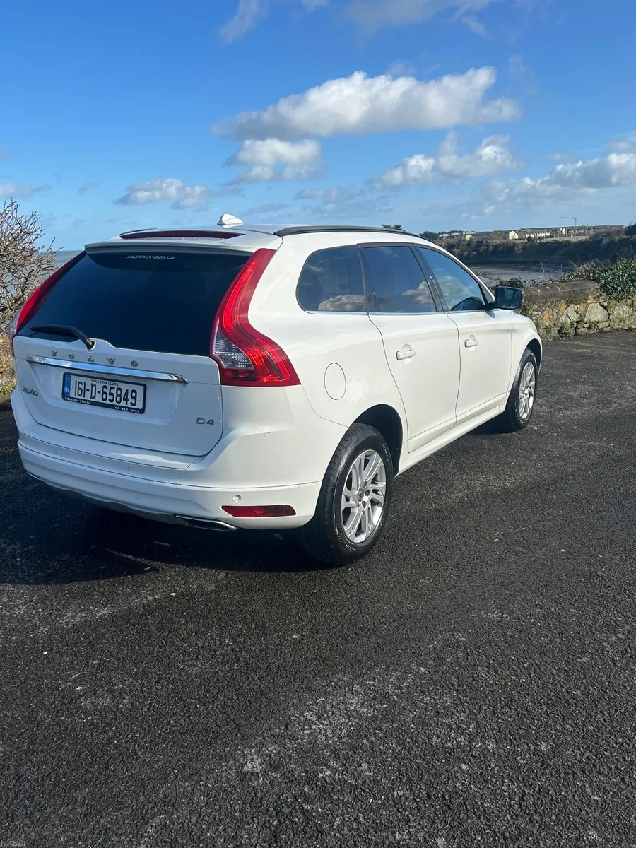 Volvo XC60 2016 - Image 4