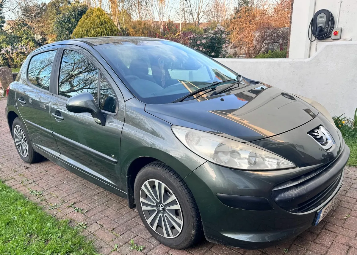 Peugeot 207 2007 - Image 2