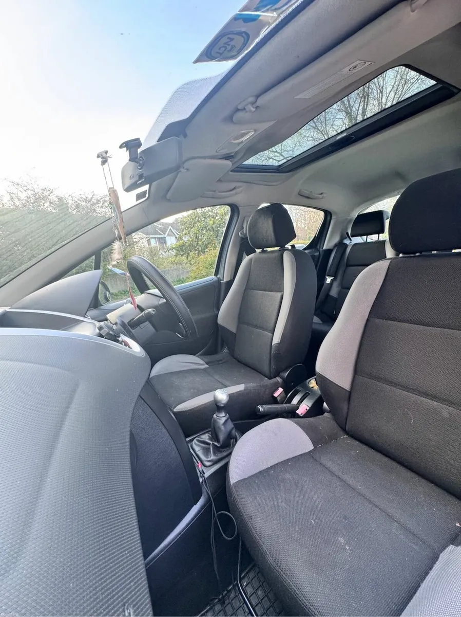 Peugeot 207 2007 - Image 4