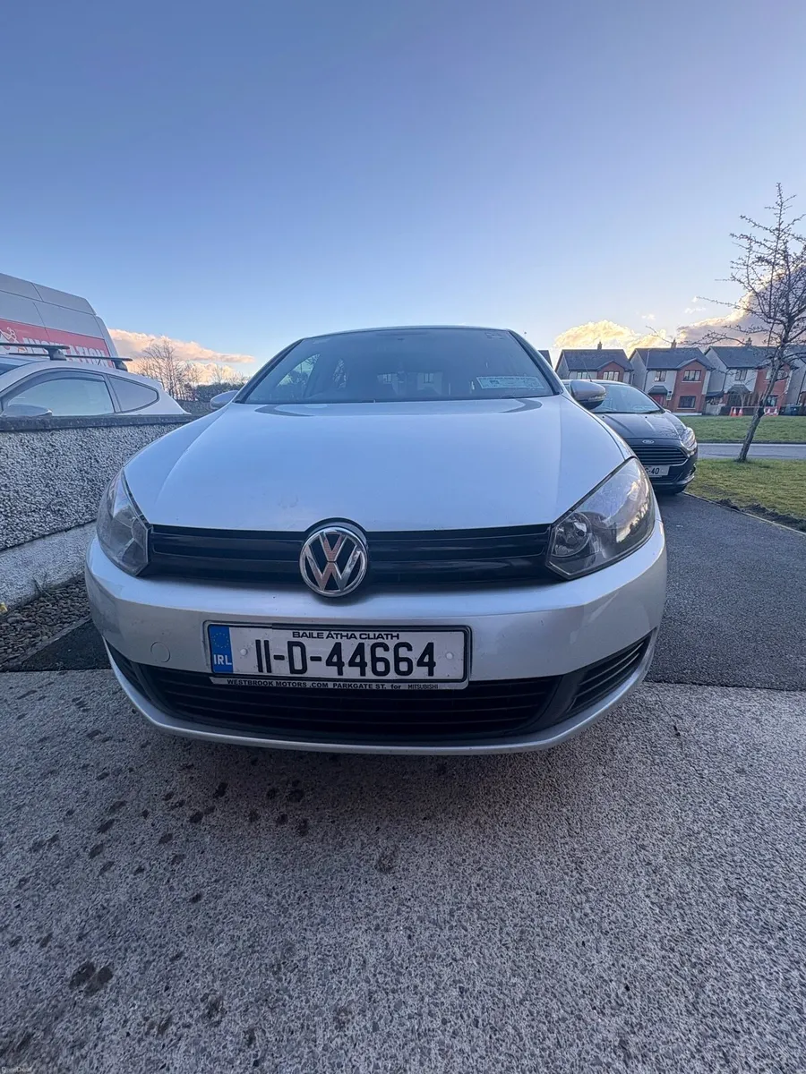 2011 Golf mk6 1.6 tdi diesel silver - Image 1