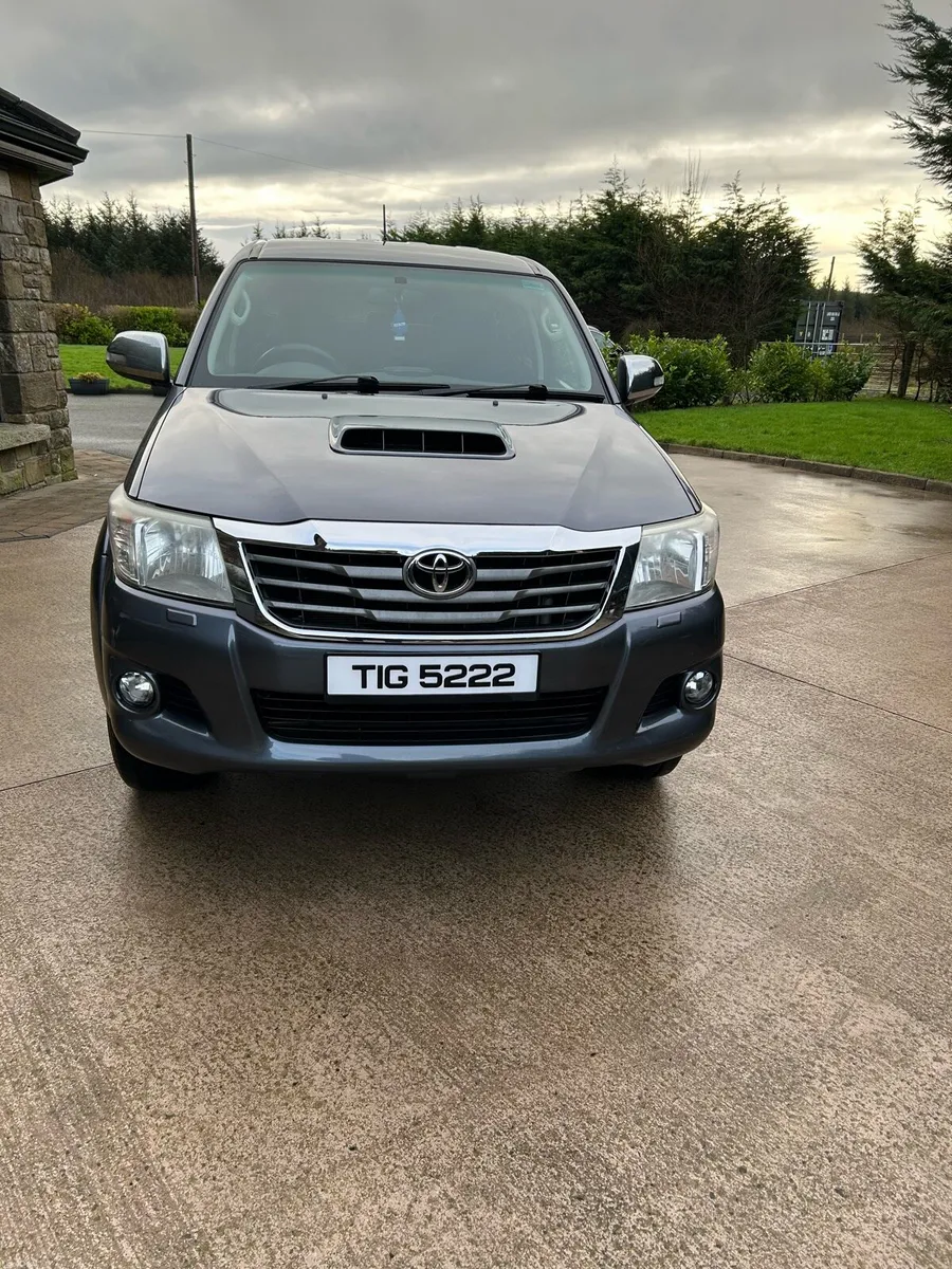 Toyota Hilux - Image 2