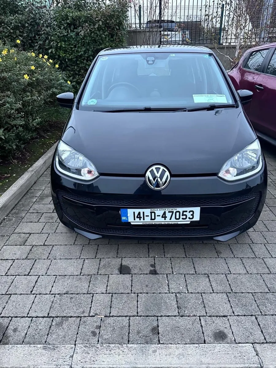 Volkswagen up! 2014 - Image 1
