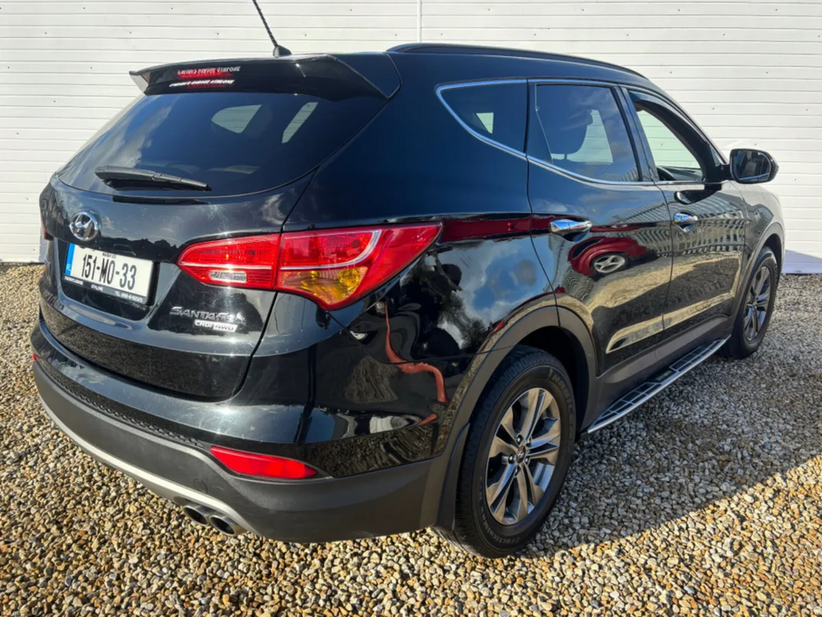 Hyundai Santa Fe 4WD EXECUTIVE 4DR - Image 3