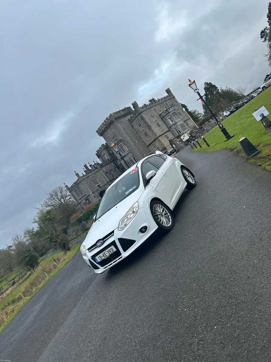Ford Focus - Image 2