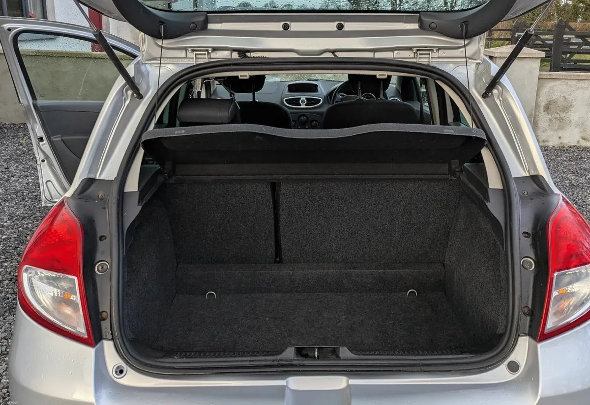 Renault Clio 2011 - Image 3
