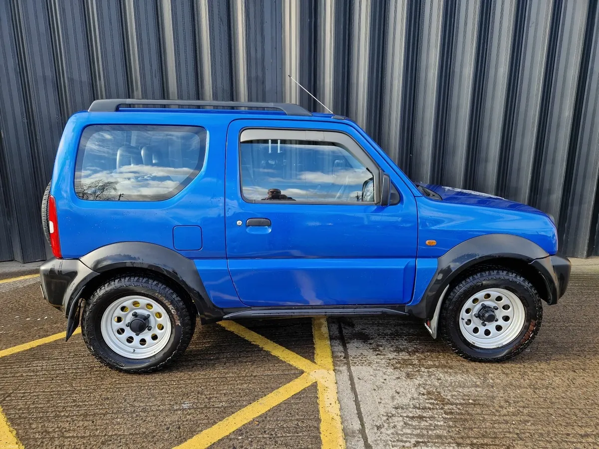 Suzuki Jimny 2000 - Image 3