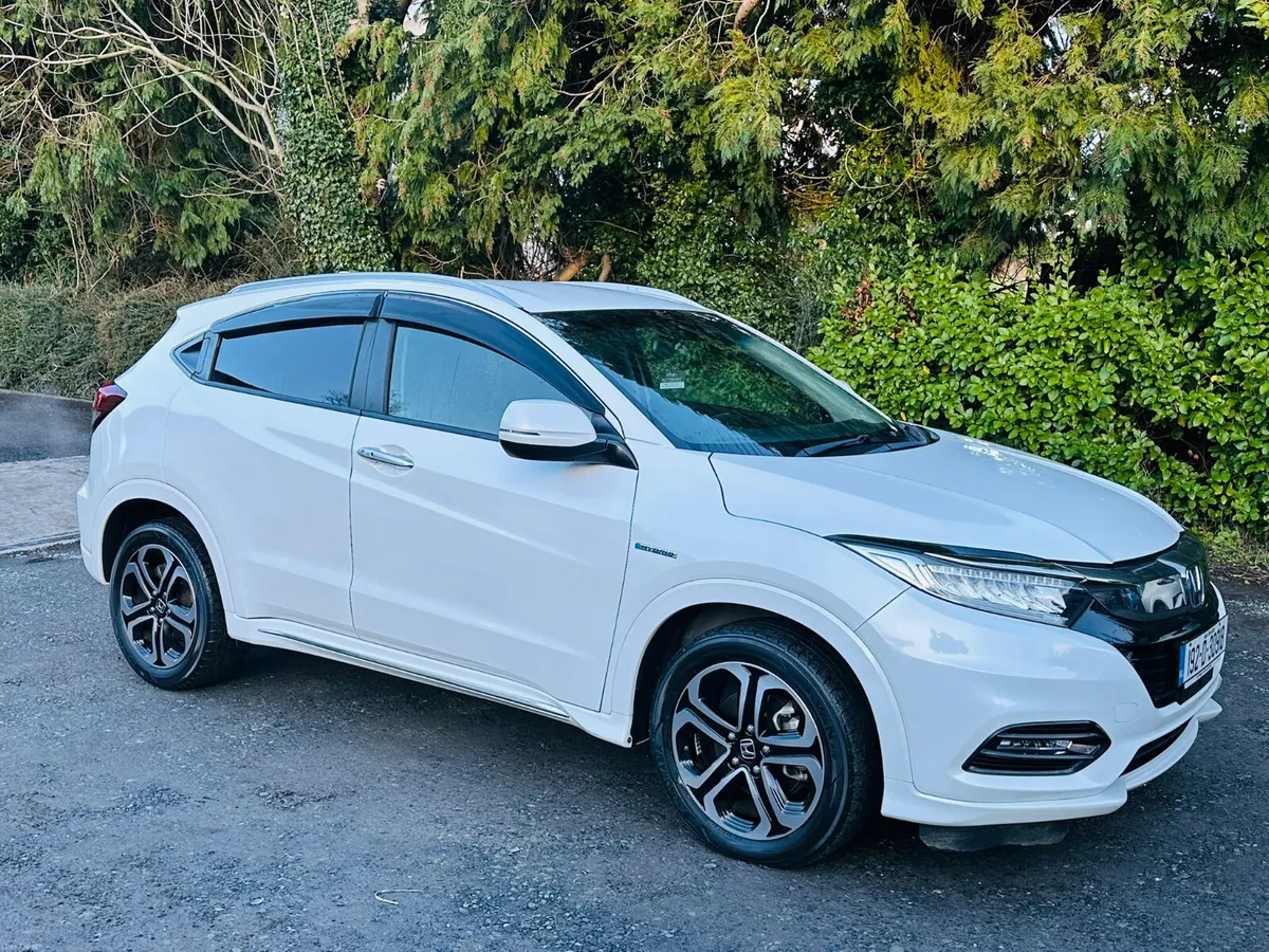 Honda Vezel 2019 1.5 Hybrid Auto High Spec  Model - Image 4
