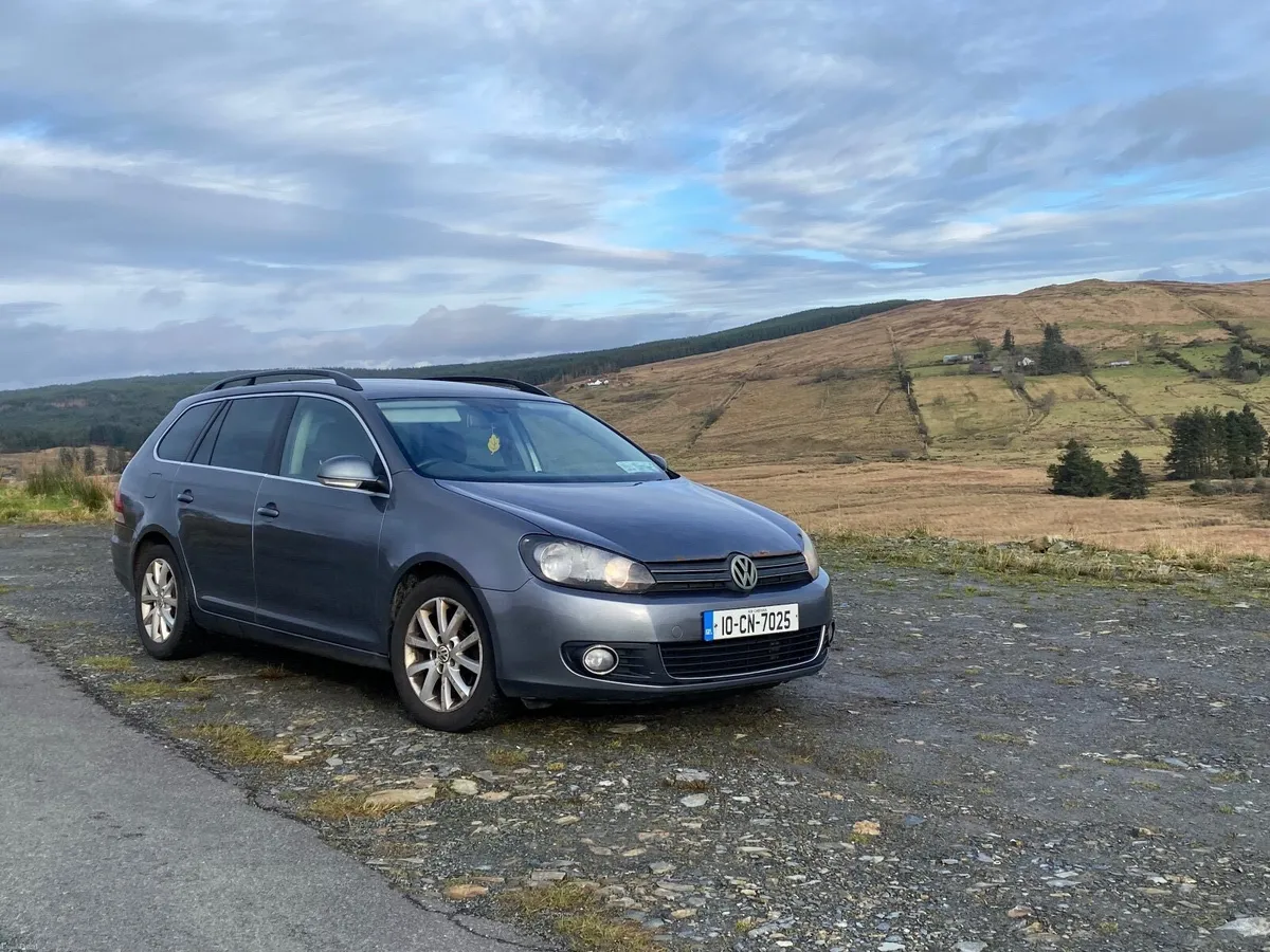 Volkswagen Golf 2010 - Image 1
