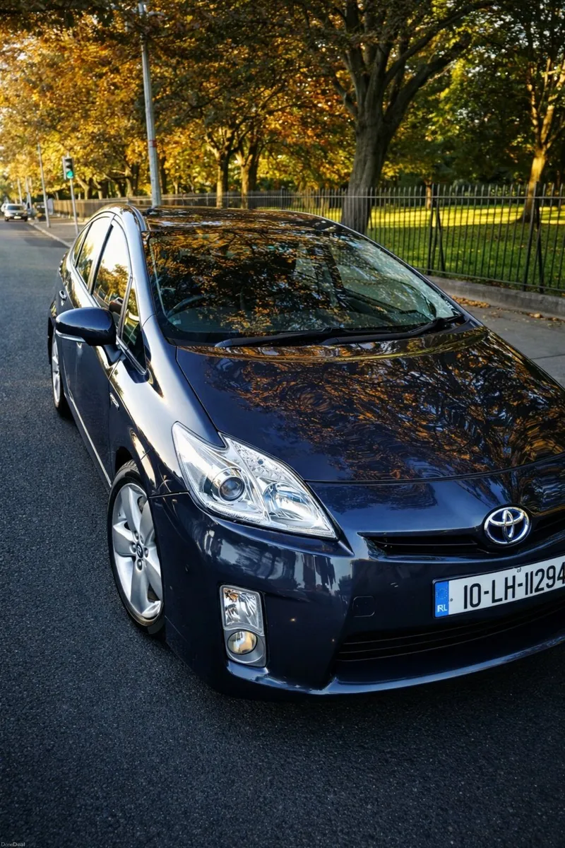 Toyota Prius 2400€ - Image 1