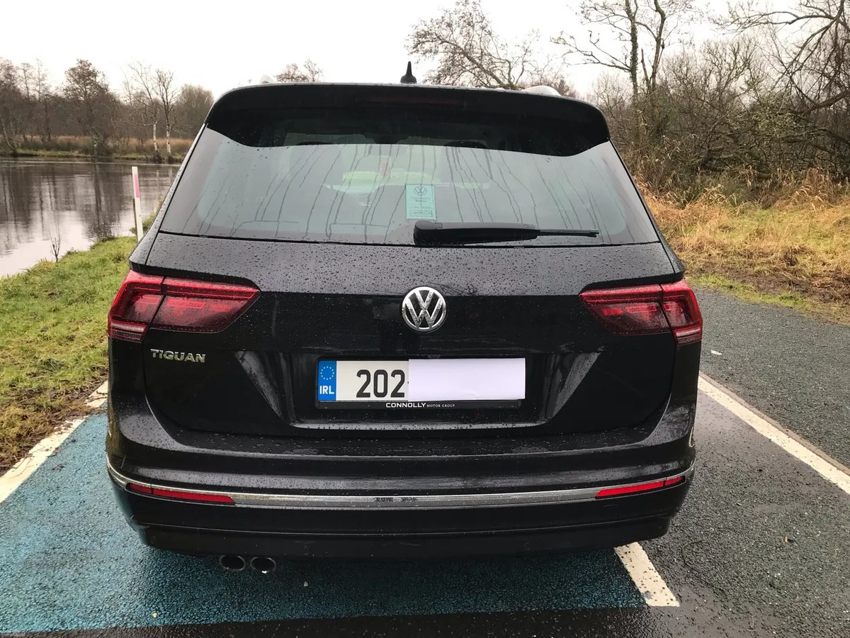 2020 Volkswagen Tiguan R Line Diesel - Image 2