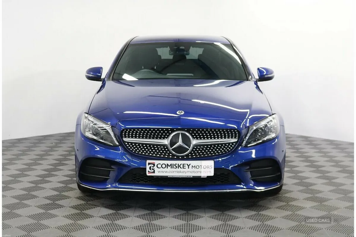 Mercedes-Benz C-Class C220d AMG Line Edition - Image 2
