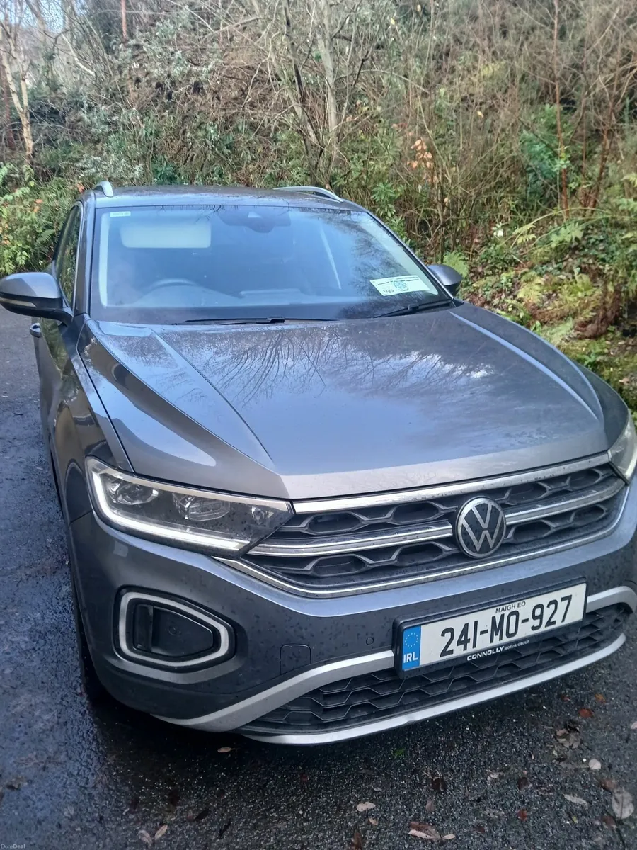 Volkswagen T-Roc 2024 - Image 2
