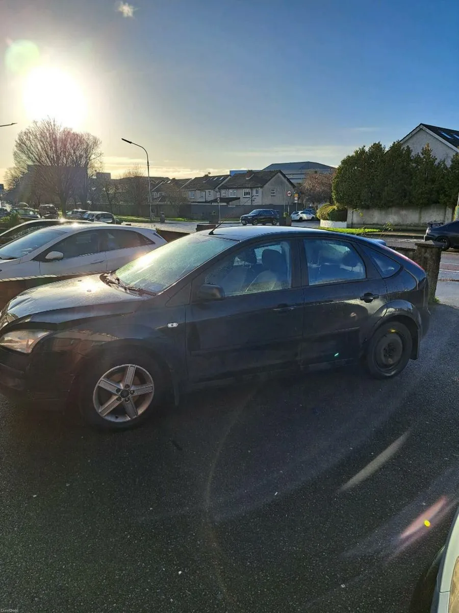 Ford Focus - Image 2
