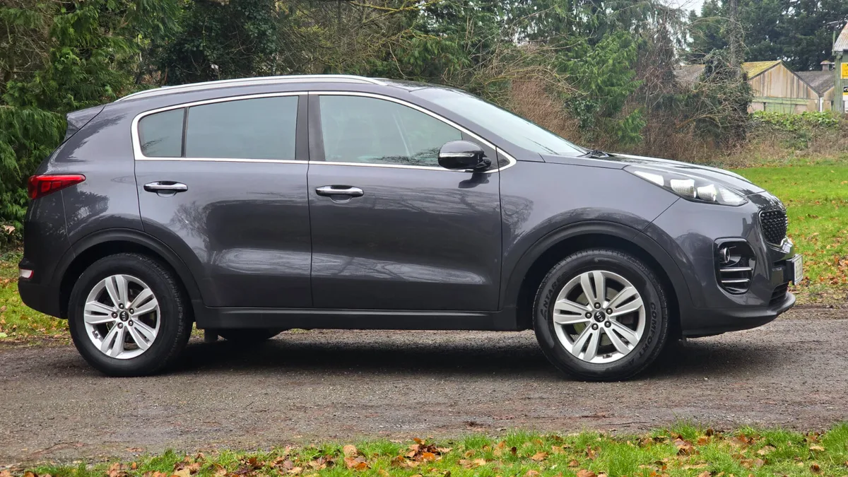 2016 Kia Sportage 1.7 CRDI EX - Image 3