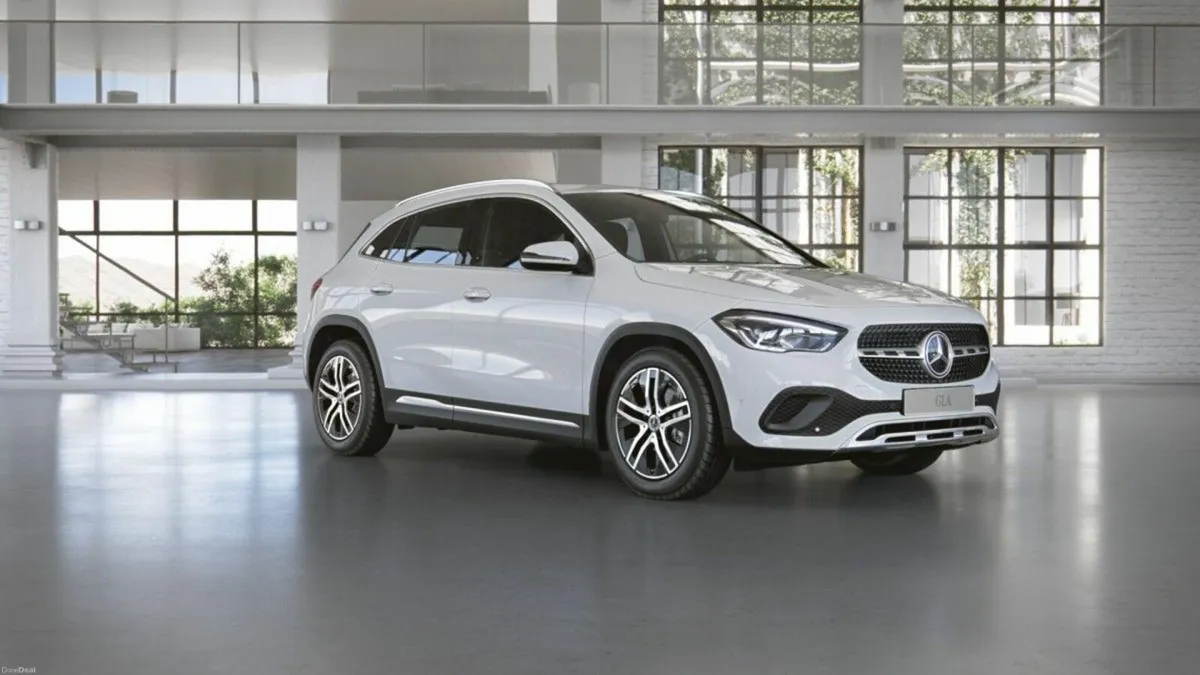 Mercedes-Benz GLA 180 Progressive Compact SUV - Image 1