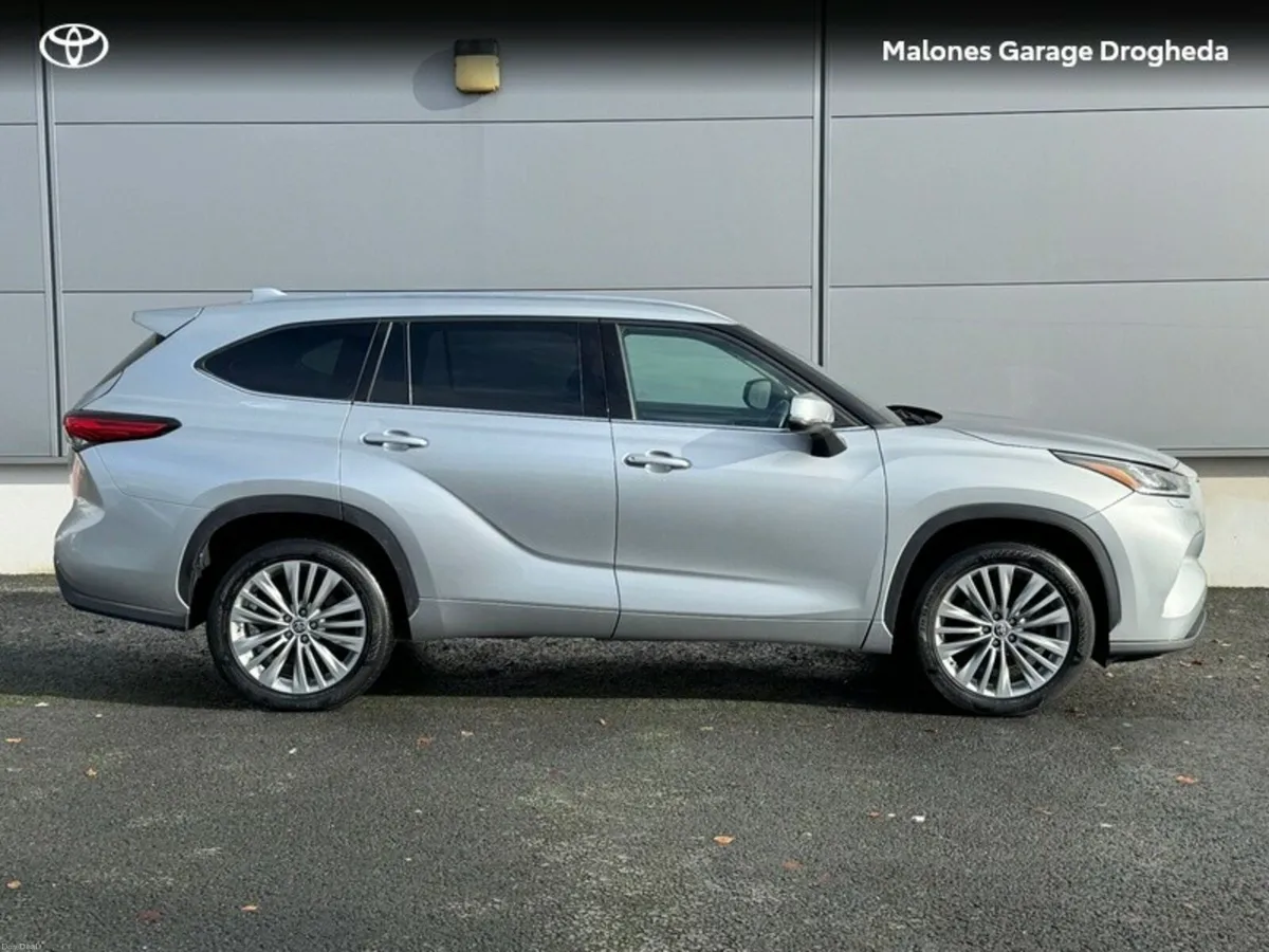 Toyota Highlander 2.5 Hybrid Soll *7 Seater* Call - Image 3