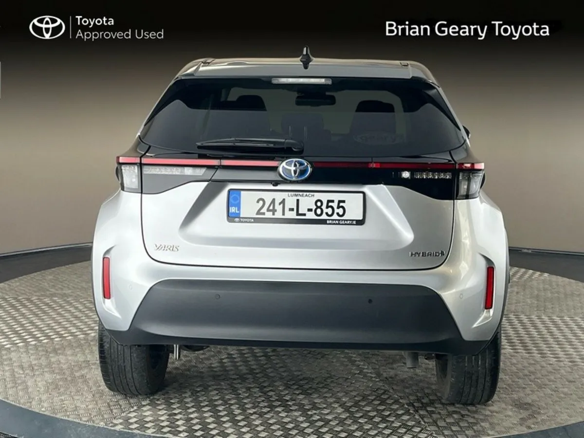 Toyota Yaris Cross HYBRID SOL - Image 4