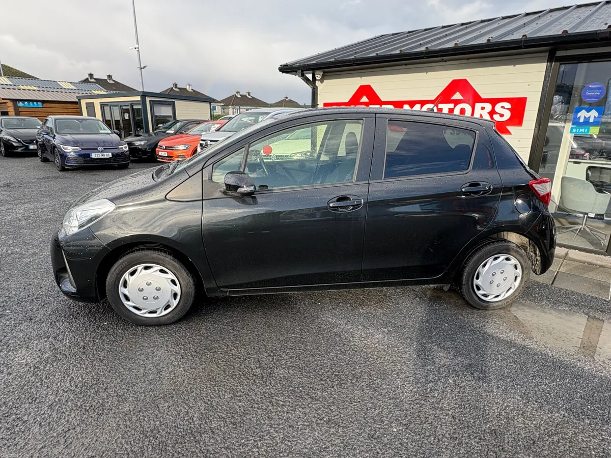 2018 Toyota Yaris Petrol Auto - Image 4