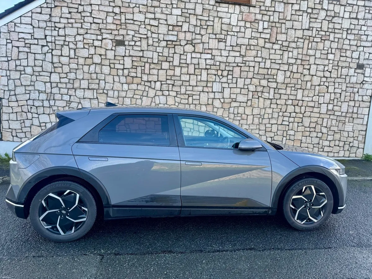 Hyundai Ioniq 5 Executive 58kwh - Image 3