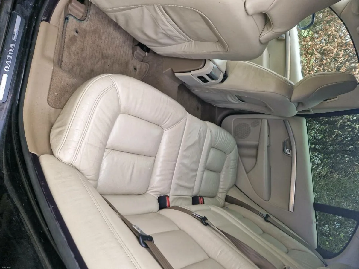 Volvo S80 2.0D SE Lux 2008 - Image 2