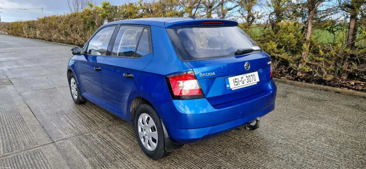 Skoda Fabia 1.0 litre petrol low mileage - Image 3