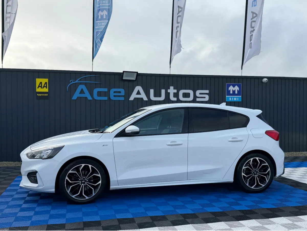 Ford Focus ST-LINE - 1.5 DIESEL - MANUAL - 12M WAR - Image 4
