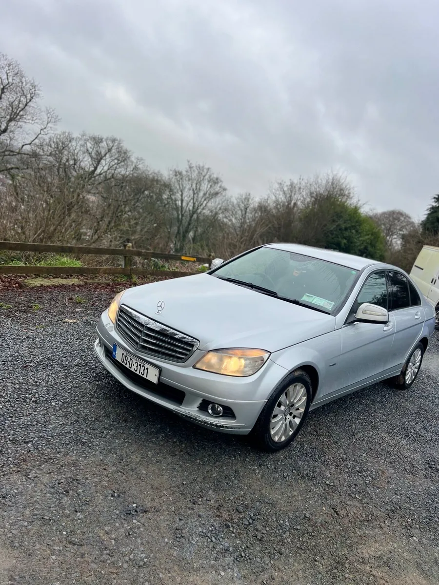 Mercedes-Benz C-Class 2009 - Image 4
