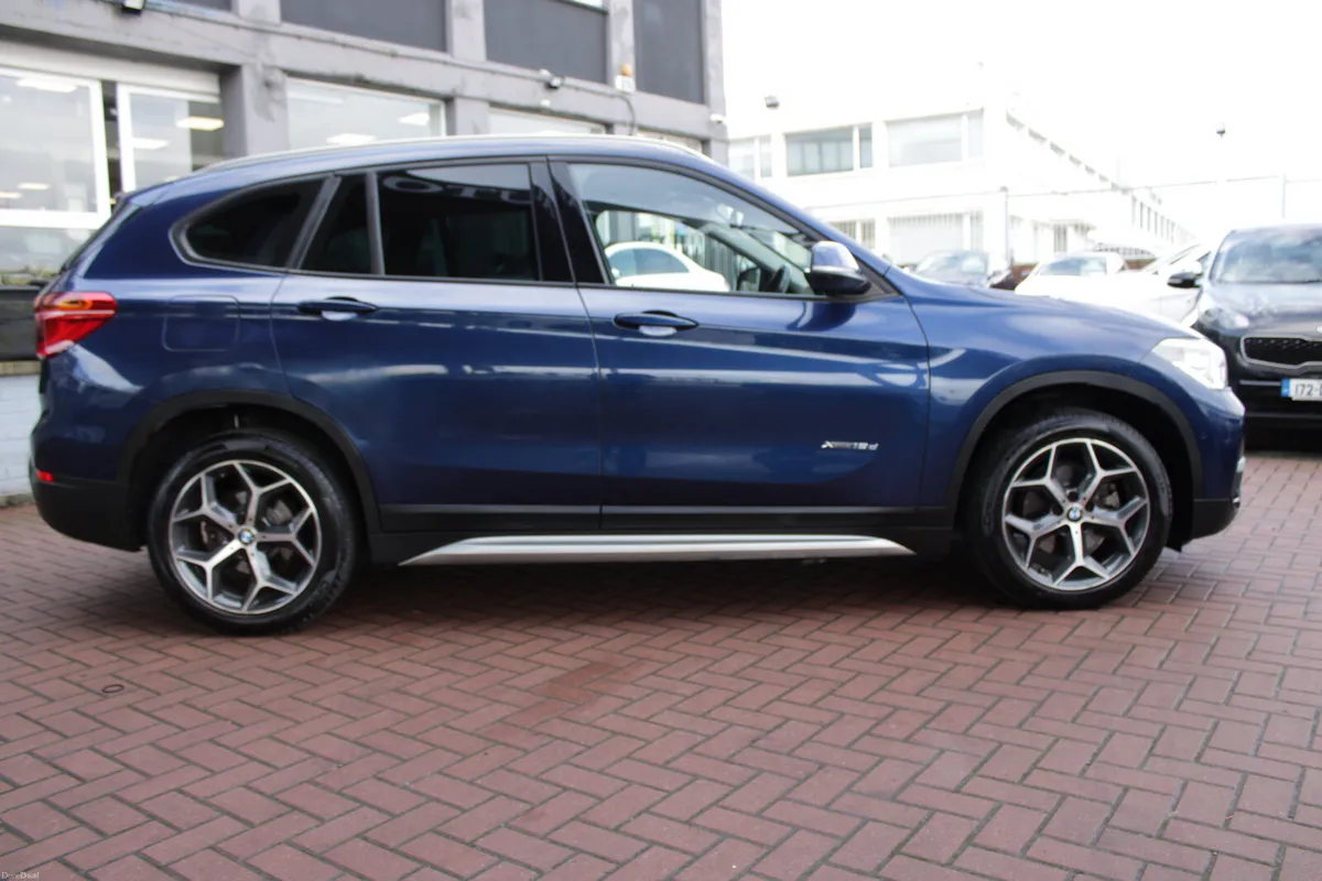 BMW X1 BLUE - Image 3