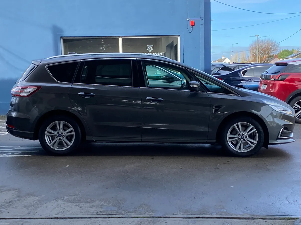 Ford S-Max 2.0L Ford EcoBlue 150PS Titanium - Image 2