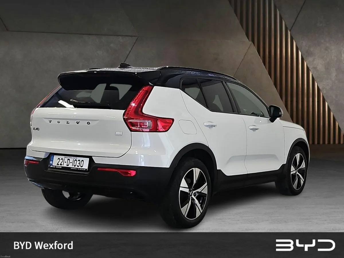 Volvo XC40 PHEV T4 (197hp) R-Design FWD - Image 3