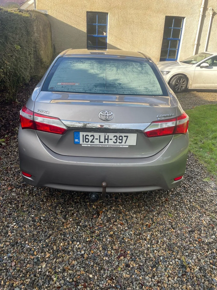 Toyota Corolla - Image 4