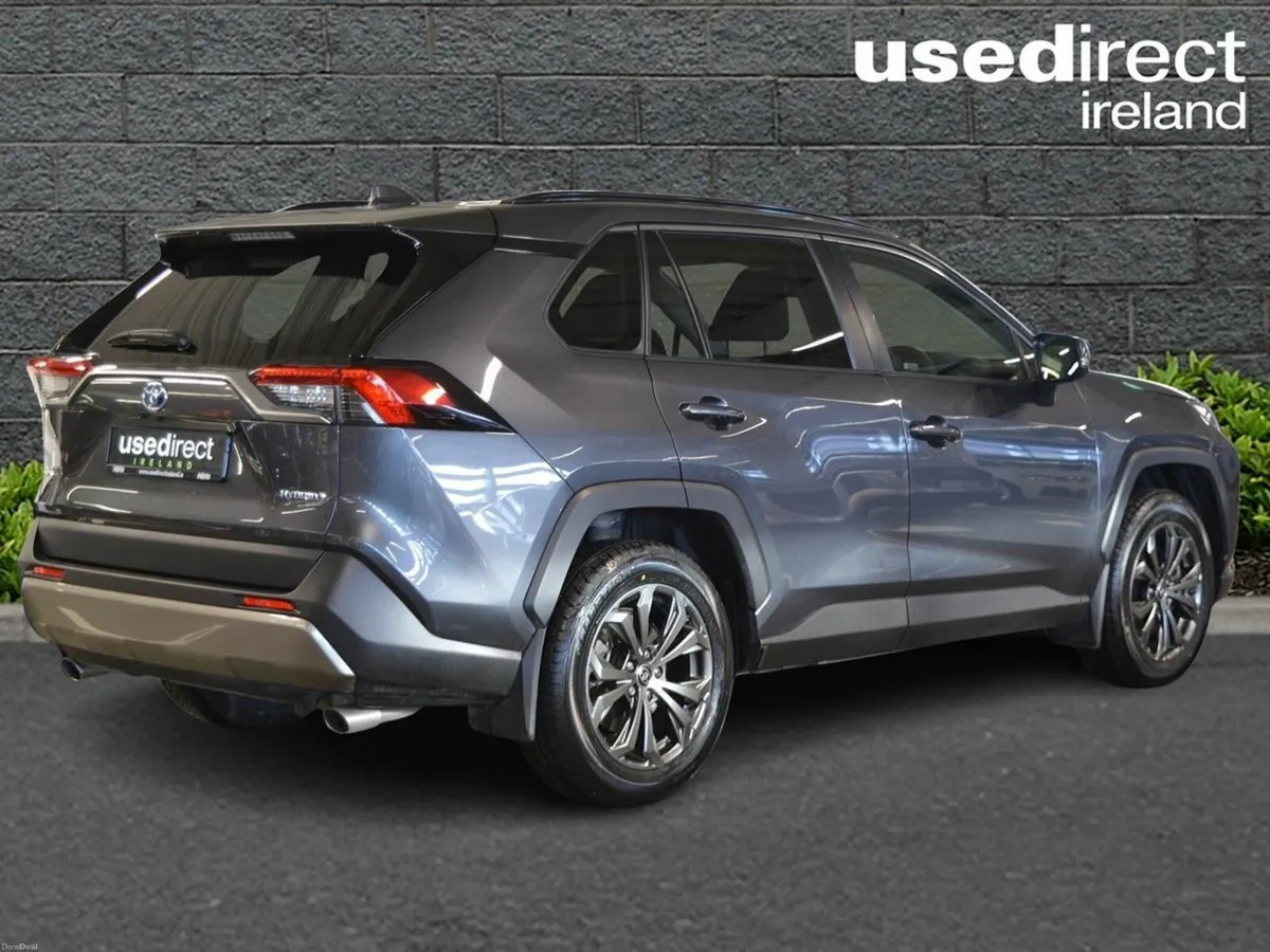 Toyota RAV4 2.5 Hybrid Sol 2WD - Image 2