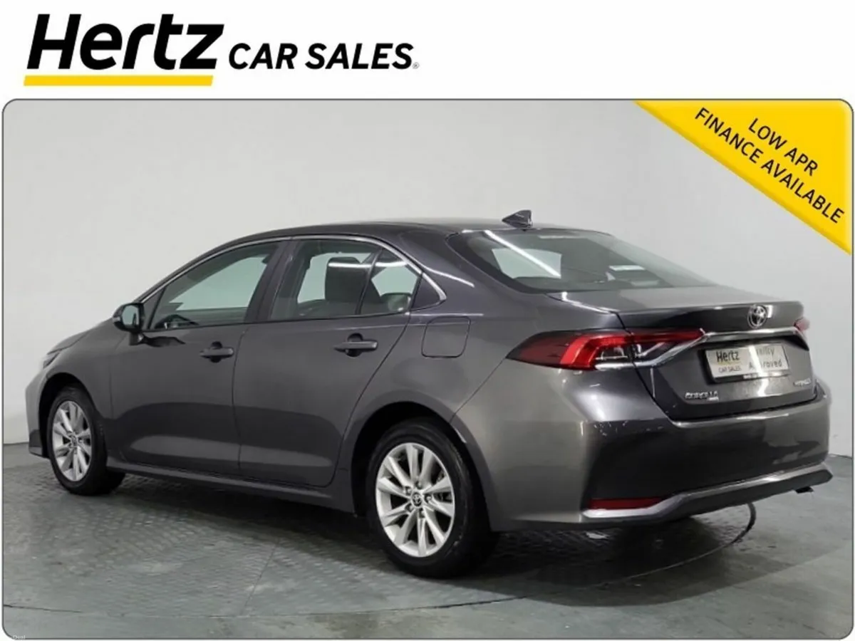 Toyota Corolla 1.8 Hybrid Luna Saloon - Image 3