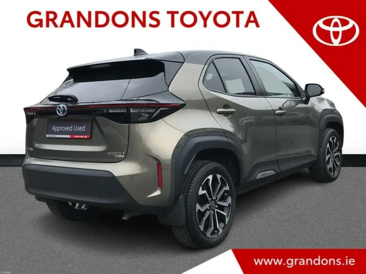 Toyota Yaris Cross LUNA SPORT - GRANDONS - Image 2
