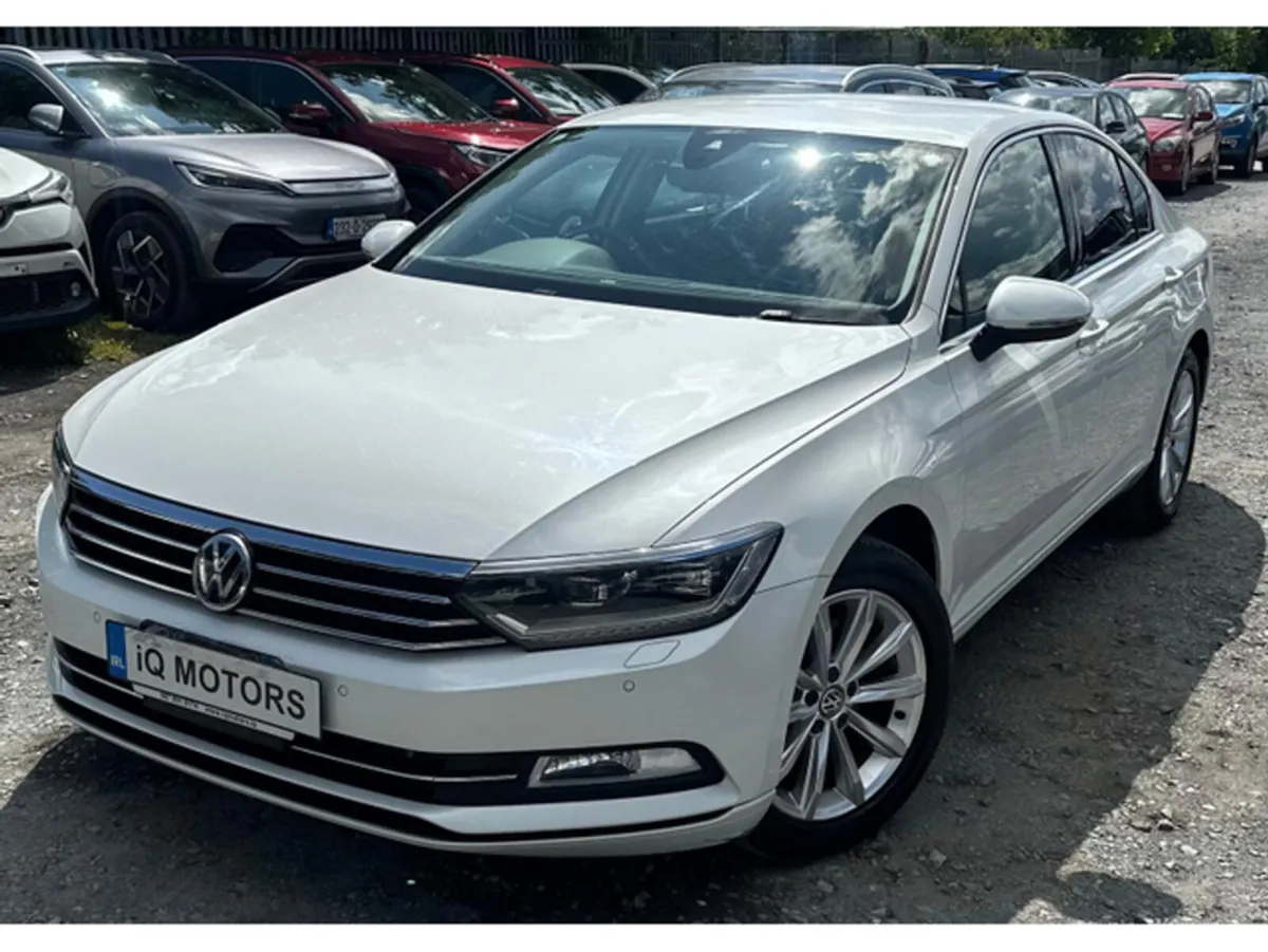 Volkswagen Passat TSI BLUEMOTION COMFORT LINE AUTO - Image 1