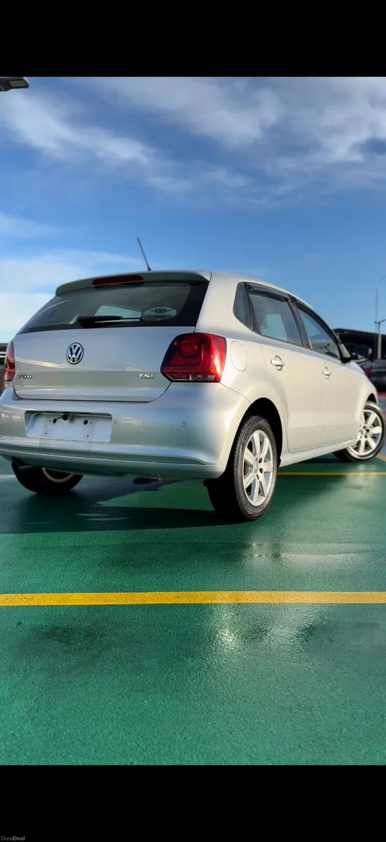 VW Polo 1.2 Tsi - VERY LOW MILEAGE - Image 4
