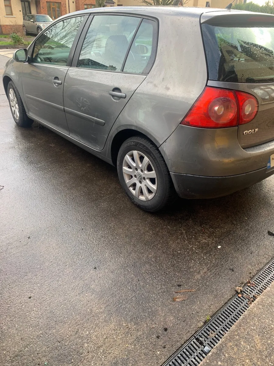 Volkswagen Golf 2007 - Image 1