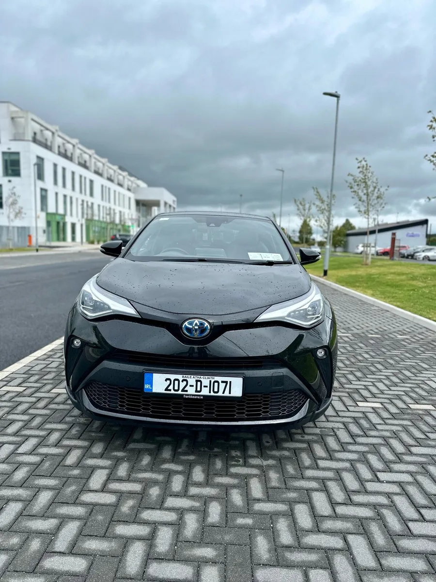 Toyota CHR SOL - Image 1