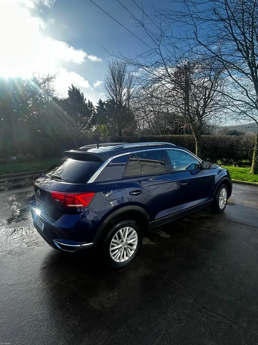 Volkswagen T-Roc 2019 - Image 4
