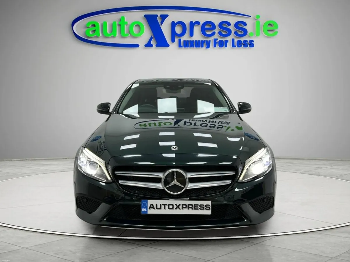Mercedes-Benz C-Class 4WD Automatic, Reversing cam - Image 3