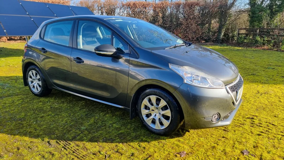 Peugeot 208 2014 - Image 4