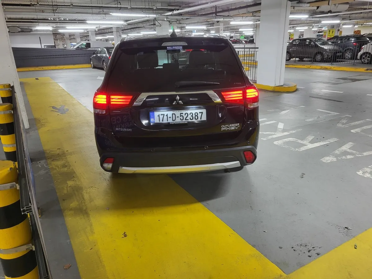 Mitsubishi Outlander 2017 - Image 4