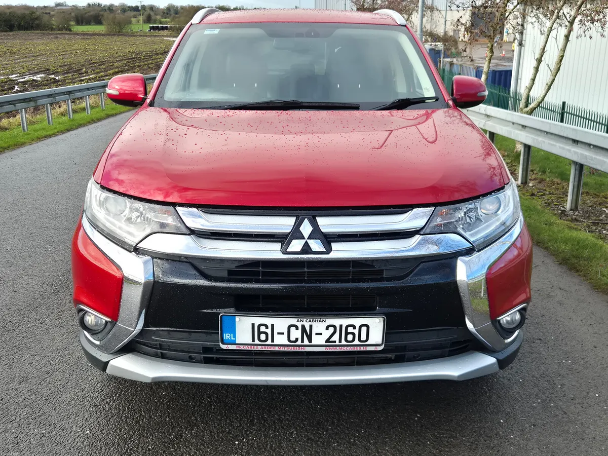 2016 Mitsubishi Outlander 2.2 DI-D  4WD 7 seat. - Image 2
