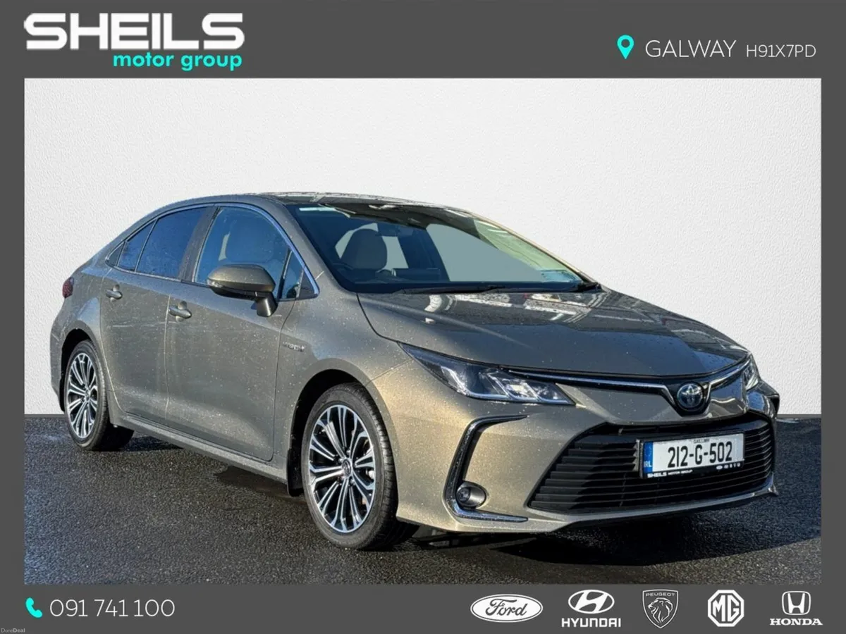 Toyota Corolla 1.8 Hybrid Luna Sport Saloon - Image 1