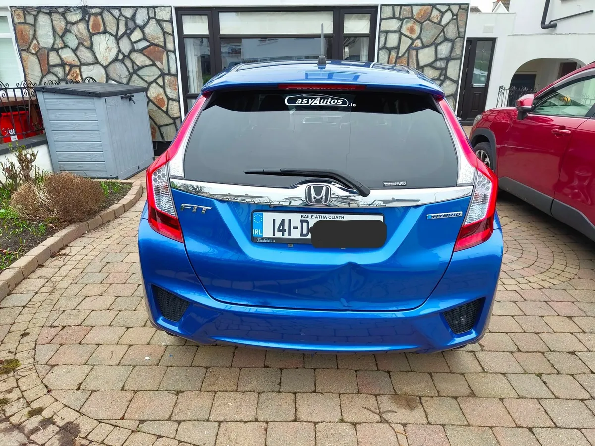 Honda Fit 2014 - Image 2