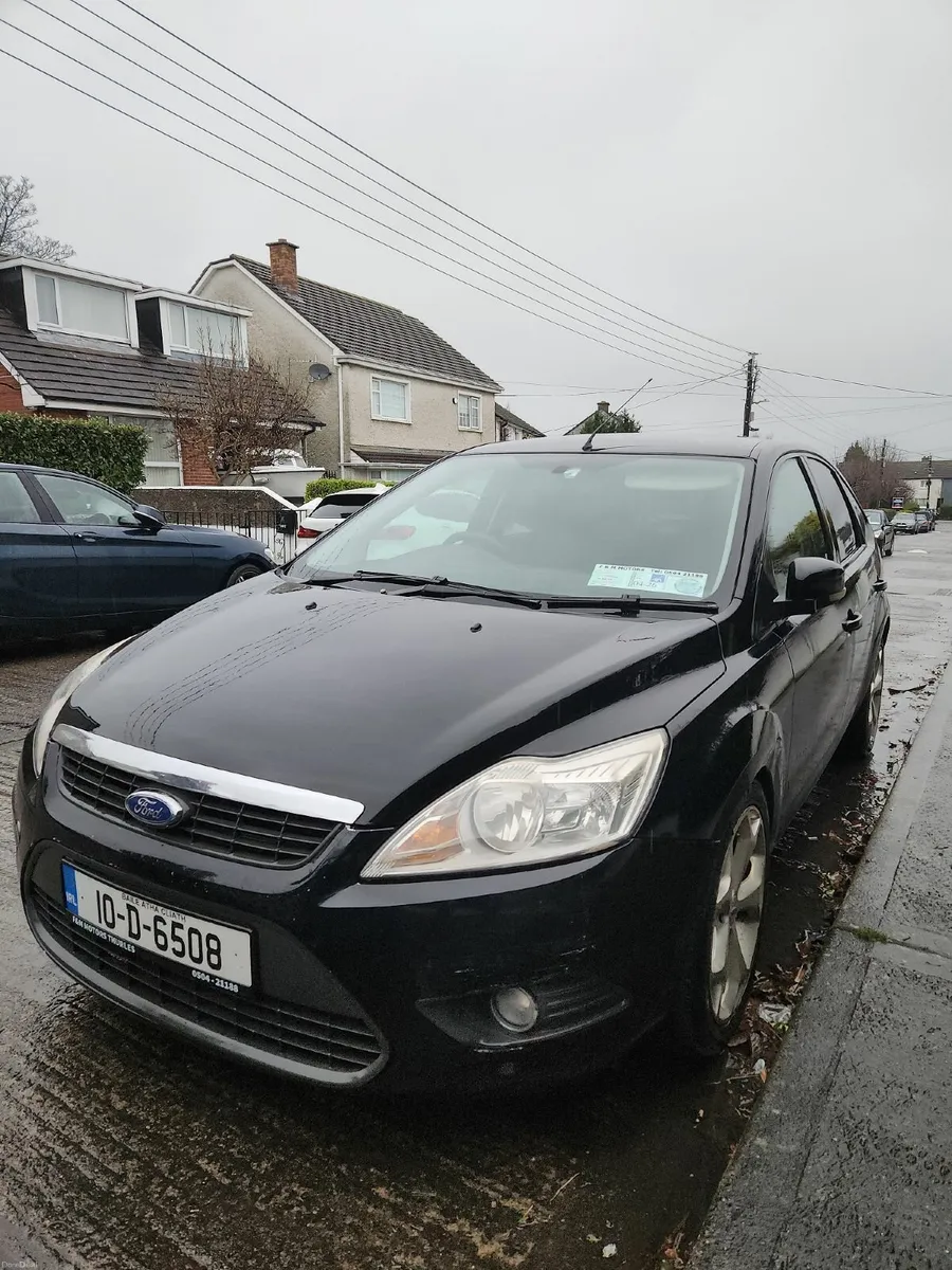 Ford Focus 2010 - Image 1